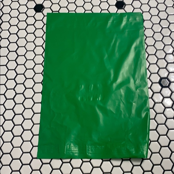 10x13 green polymailers 15 - Picture 3 of 3
